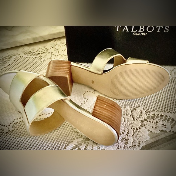 Talbots NWOB Tally Metallic Napa Block Heel Sandals - Picture 6 of 6